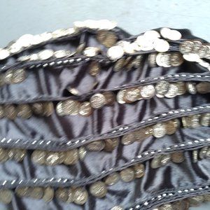 BELLY DANCER WRAP WORN AROUND WAIST